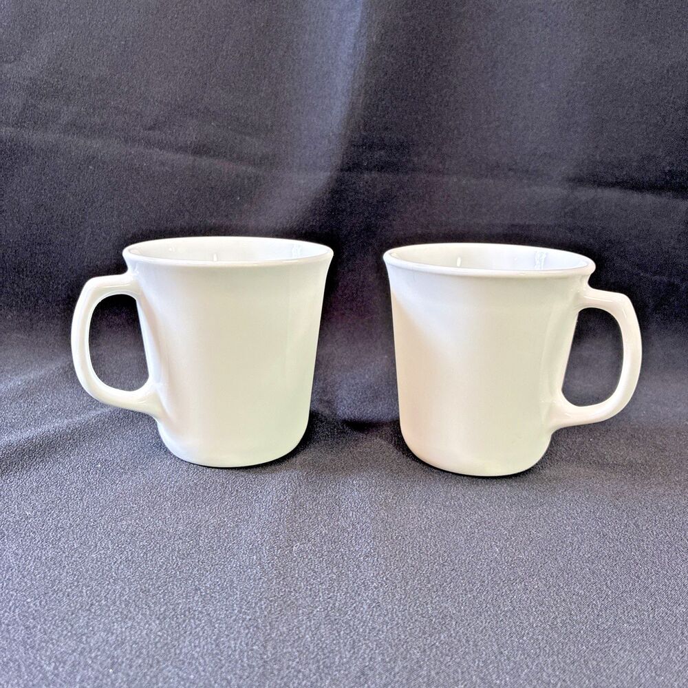 Corning USA White Winter Frost Coffee Mug Cup "D" Handle Set/2 Vintage 80s 90s